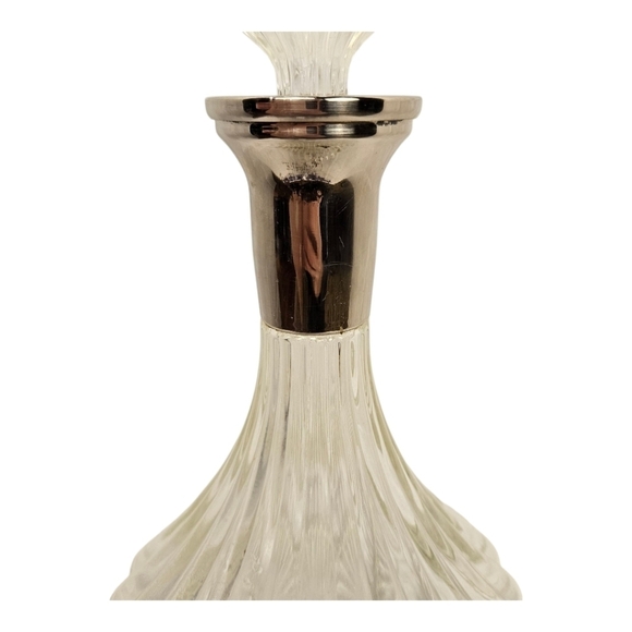 Vintage Glass Decanter Godinger Fine Crystal Silver Plated Neck Wine Liq… - Picture 5 of 7